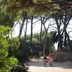 Campeggio Le Méditerranée 3*