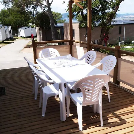 Le Mediterranee Kemping 3*