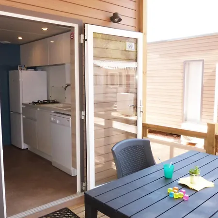 Le Mediterranee Кемпинг