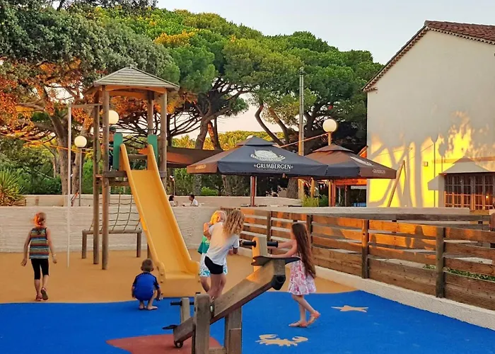 Le Mediterranee אתר קמפינג 3*