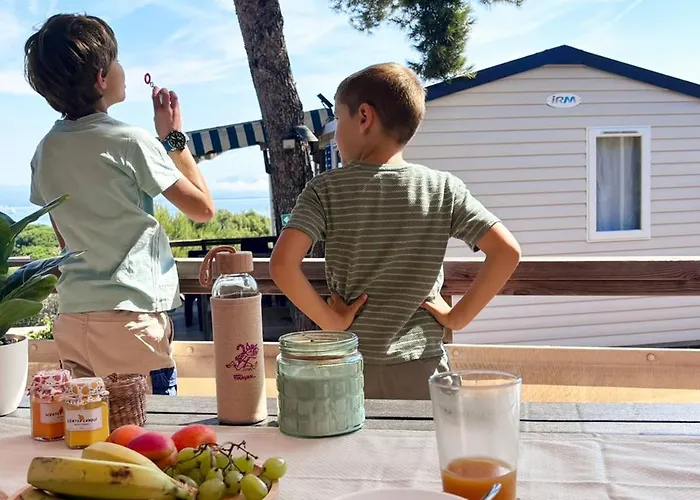 Le Mediterranee 3* הייר